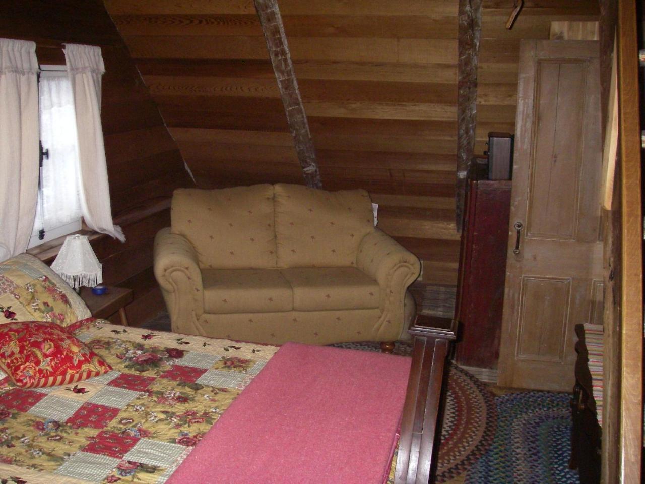 Au Vieux Foyer Bed & Breakfast Saint-Pierre-de-l'Ile-d'Orleans Exterior photo